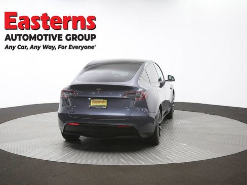 Used 2020 Tesla Model Y Long Range AWD/4WD image 32
