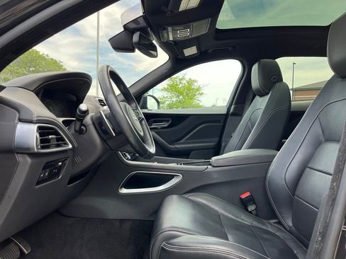 Used 2018 Jaguar F-PACE R-Sport AWD/4WD image 15