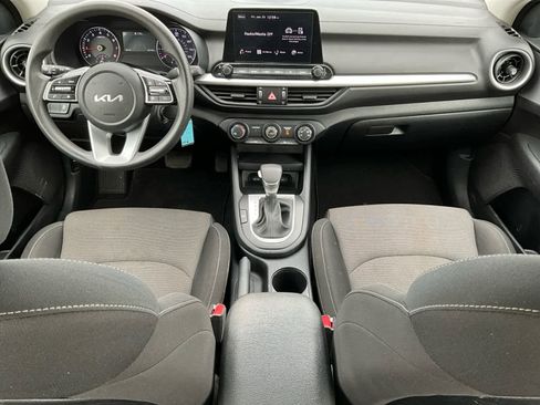 Used 2024 Kia Forte LXS w/ LXS Technology Package image 12