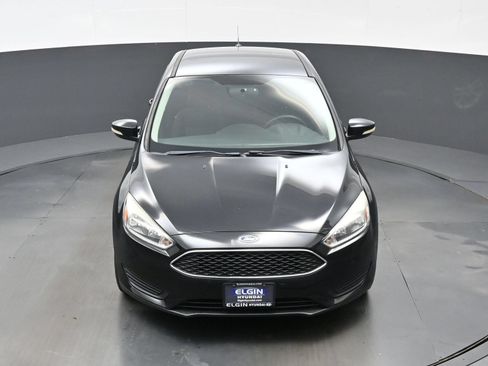 Used 2015 Ford Focus SE FWD image 38