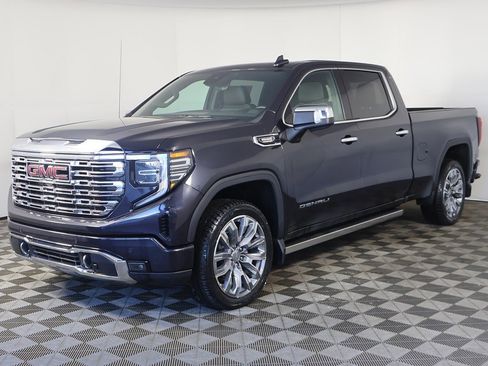 Used 2023 GMC Sierra 1500 Denali w/ Denali Reserve Package image 15