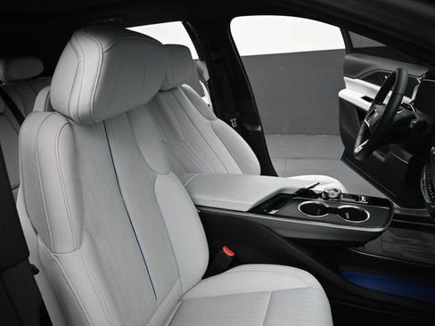 Used 2024 Cadillac Lyriq Sport w/ LPO, Floor Liner Package AWD/4WD image 26