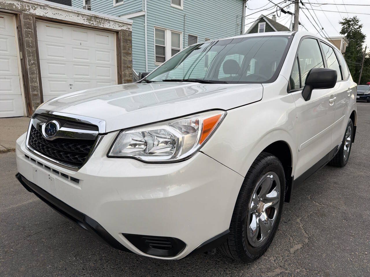 Used 2014 Subaru Forester 2.5i AWD/4WD image 1