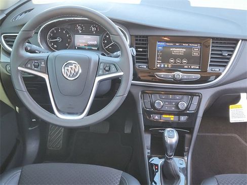 Used 2022 Buick Encore Preferred w/ Safety Package image 26