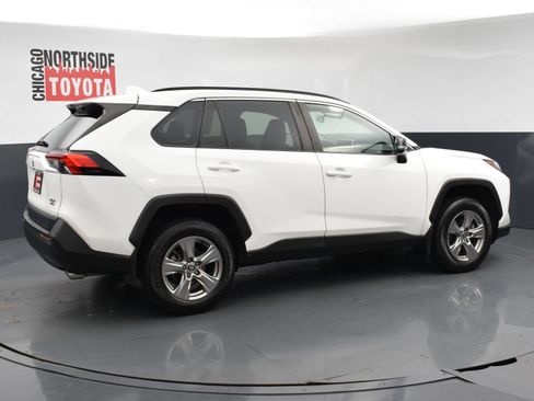Used 2023 Toyota RAV4 XLE AWD/4WD image 4