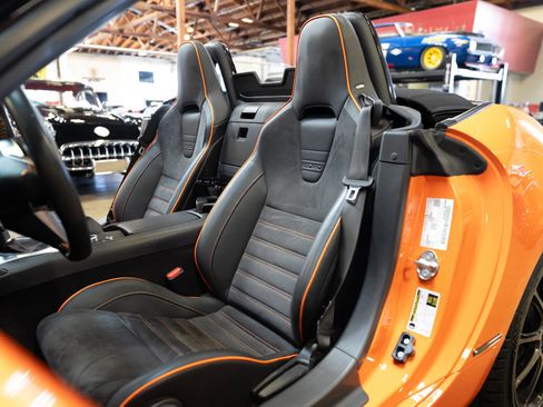 Used 2019 MAZDA MX-5 Miata 30th Anniversary image 62