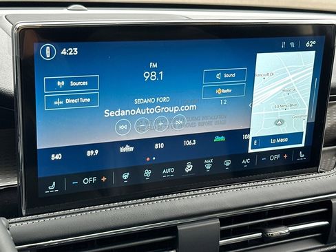 New 2025 Lincoln Corsair Reserve w/ Equipment Group 202A image 17