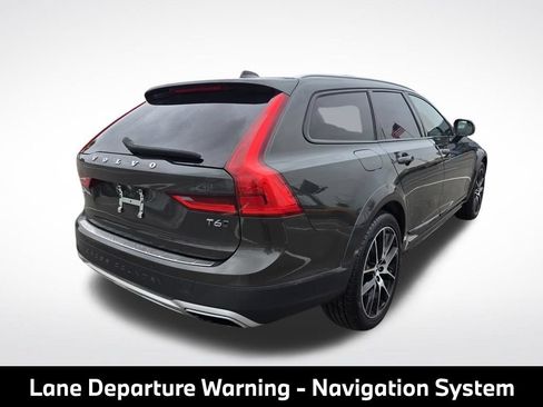 Used 2020 Volvo V90 T6 Cross Country AWD/4WD image 10