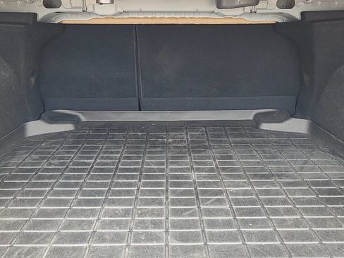 Used 2023 Toyota Corolla SE w/ SE Package image 19