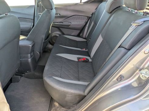 Used 2020 Nissan Kicks SV image 27