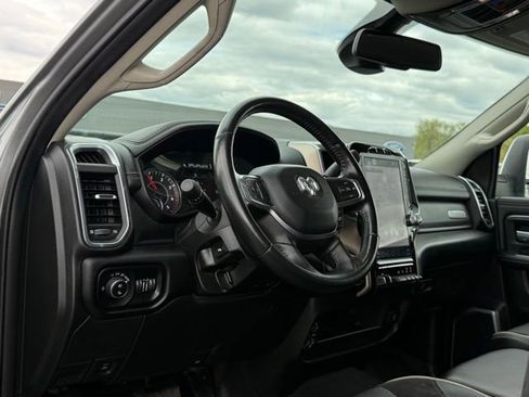 Used 2024 RAM 2500 Laramie AWD/4WD image 14
