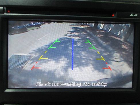 Used 2017 Nissan Titan SV RWD image 39