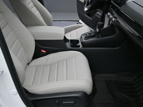 Used 2026 Honda CR-V EX-L image 14
