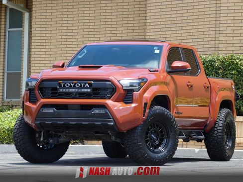 Used 2025 Toyota Tacoma TRD Sport w/ TRD Sport Premium Package AWD/4WD image 89