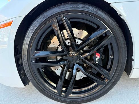 Used 2015 Audi R8 V10 image 19