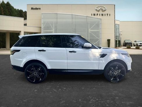 Used 2018 Land Rover Range Rover Sport HSE image 4