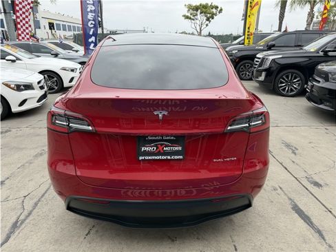 Used 2021 Tesla Model Y Long Range AWD/4WD image 12