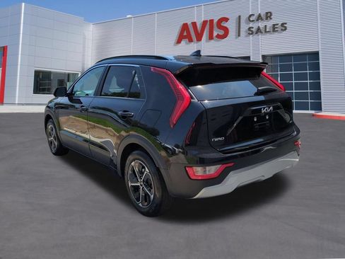 Used 2025 Kia Niro LX FWD image 9
