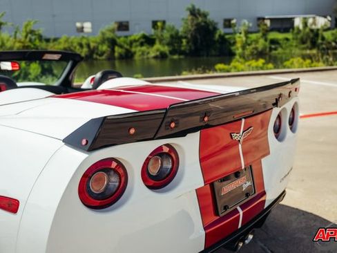 Used 2010 Chevrolet Corvette Grand Sport w/ Preferred Equipment Group image 33