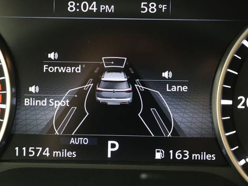 Used 2024 Nissan Pathfinder S image 18