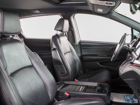 Used 2024 Honda Odyssey Sport image 28