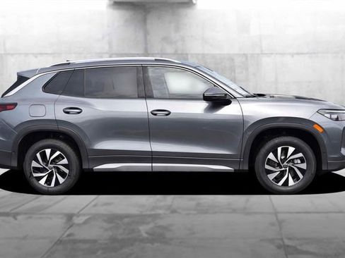 New 2026 Volkswagen Tiguan S image 5