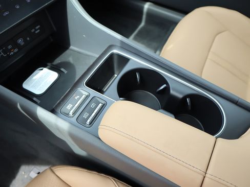 New 2026 Hyundai Sonata Limited FWD image 9