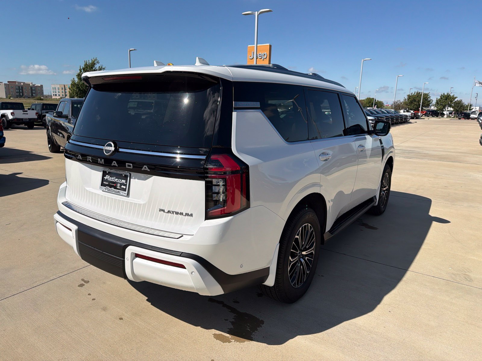 Used 2026 Nissan Armada Platinum AWD/4WD image 5