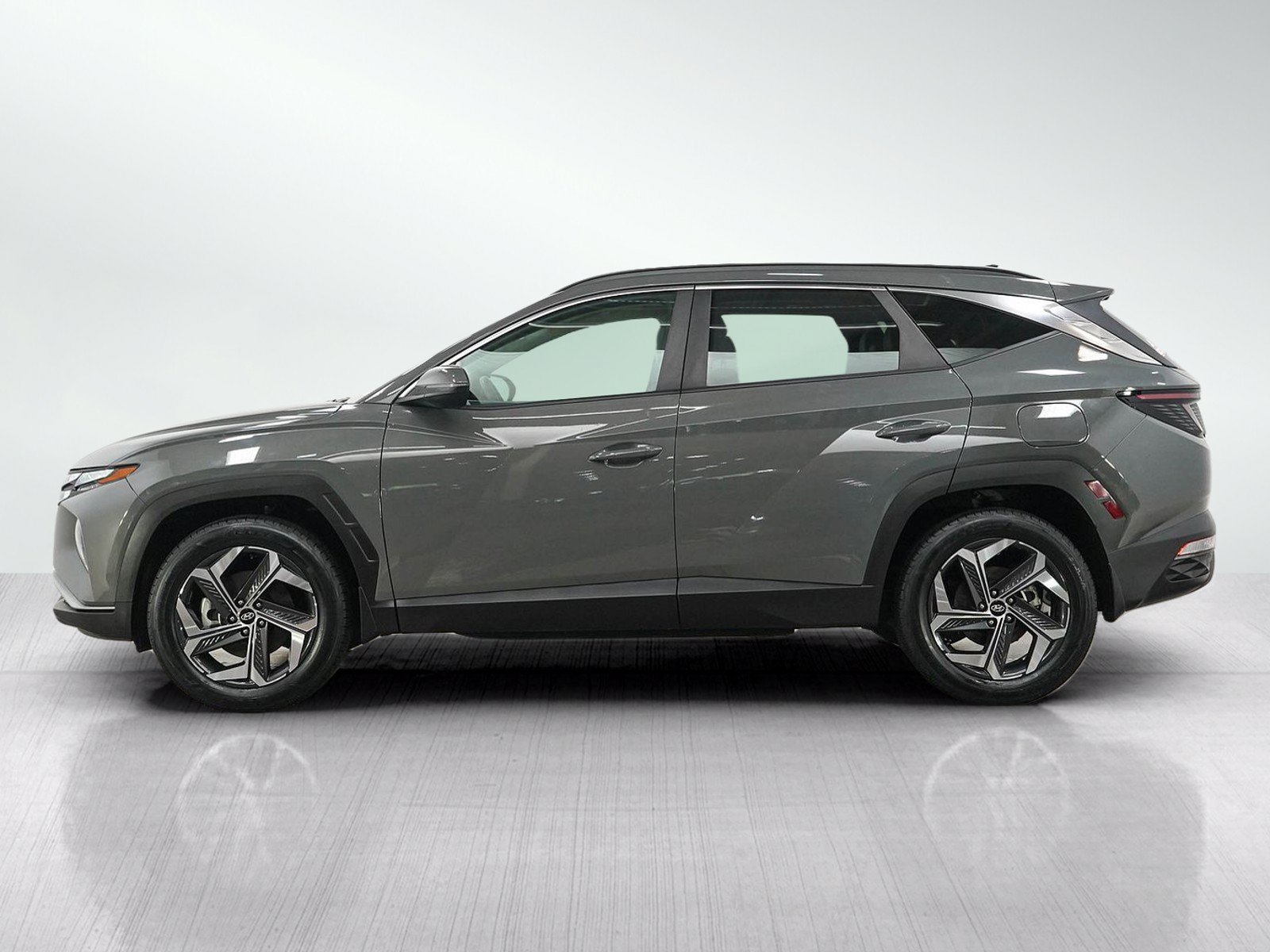 Used 2024 Hyundai Tucson SEL w/ Convenience Package AWD/4WD image 2