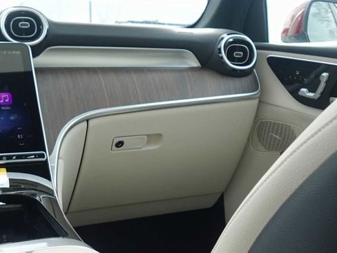 New 2026 Mercedes-Benz GLC 300 4MATIC image 47