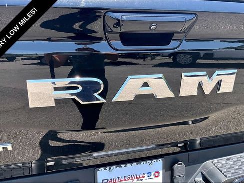 Used 2025 RAM 1500 Tungsten AWD/4WD image 14