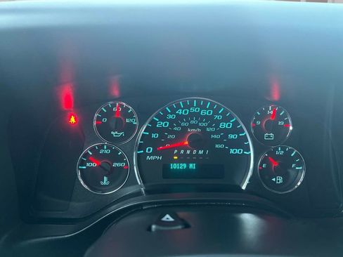 Used 2024 GMC Savana 2500 w/ Driver Convenience Package image 24