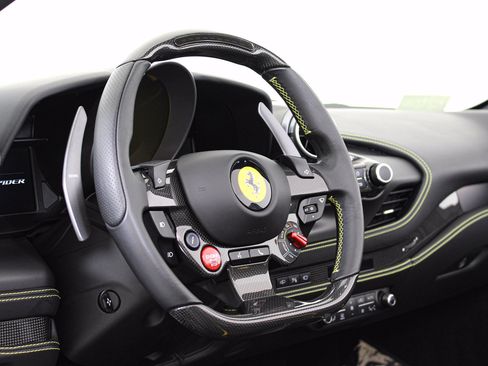 Used 2022 Ferrari F8 Tributo RWD image 44