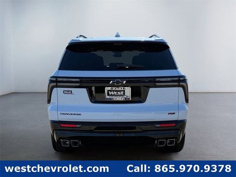 New 2026 Chevrolet Traverse RS w/ LPO, Floor Liner Package image 4