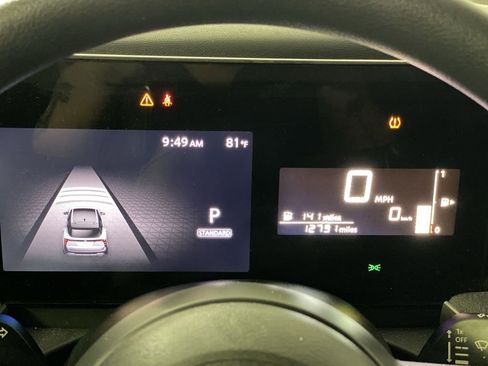 Used 2025 Nissan Kicks SV w/ SV Premium Package AWD/4WD image 11