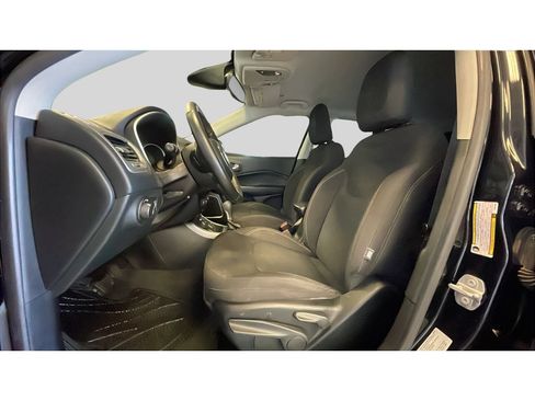Used 2017 Jeep Compass Sport w/ Cold Weather Group AWD/4WD image 12