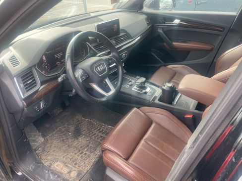 Used 2020 Audi Q5 e Premium Plus w/ Premium Plus Package image 15