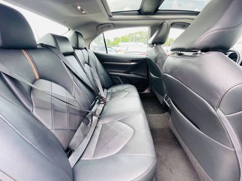 Used 2019 Toyota Camry XLE FWD image 20