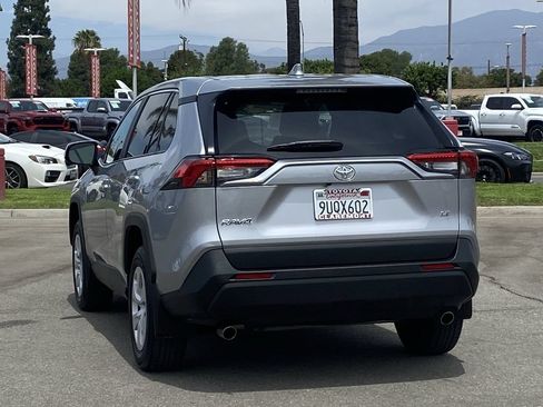 Certified 2025 Toyota RAV4 LE FWD image 42