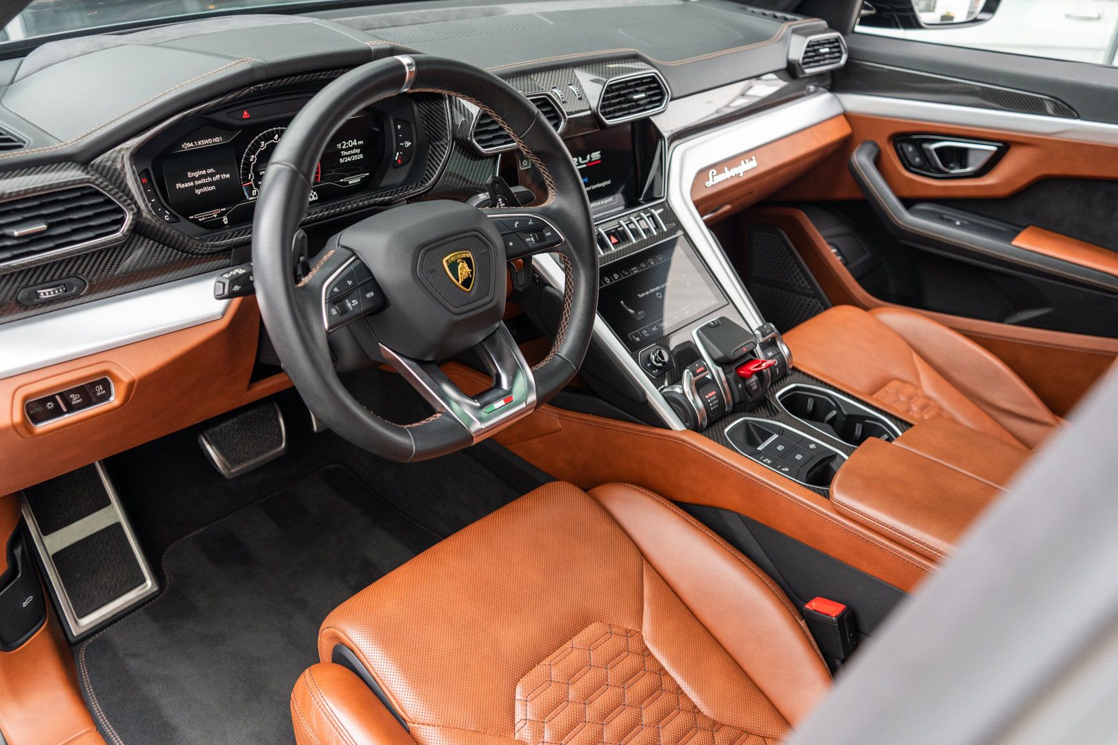 Used 2022 Lamborghini Urus AWD/4WD image 8