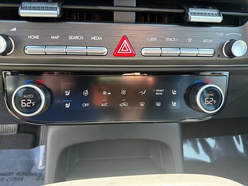 New 2026 Hyundai Palisade Calligraphy AWD/4WD image 17