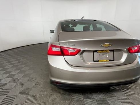 Used 2024 Chevrolet Malibu LT FWD image 7