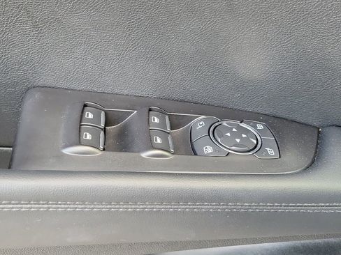 Certified 2022 Lincoln Nautilus FWD w/ Premium Package image 23