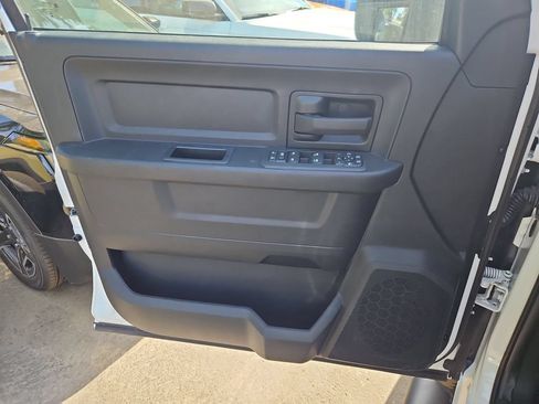 New 2026 RAM 2500 Tradesman AWD/4WD image 17