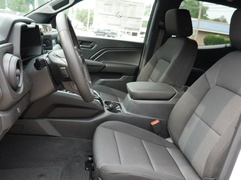 New 2026 Chevrolet Colorado Trail Boss AWD/4WD image 25