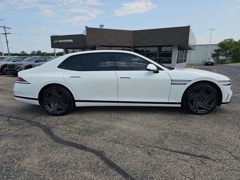 Used 2026 Genesis G90 3.5T Prestige AWD/4WD image 9