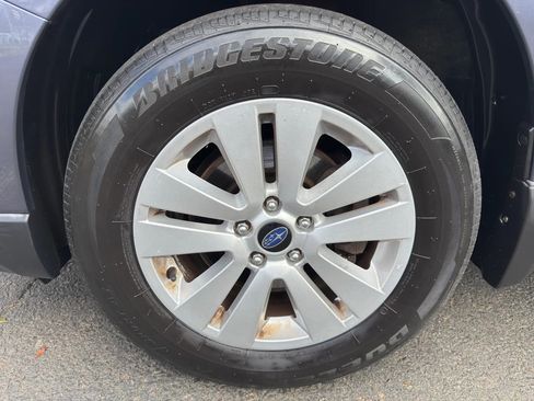 Used 2016 Subaru Outback 2.5i Premium AWD/4WD image 12