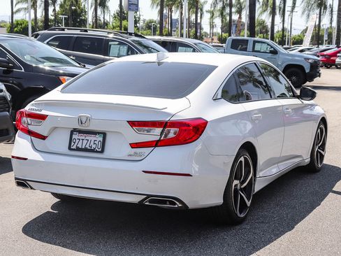 Used 2019 Honda Accord Sport image 9