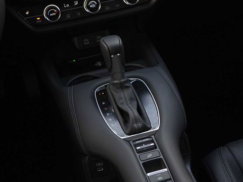 New 2026 Honda HR-V EX-L image 17