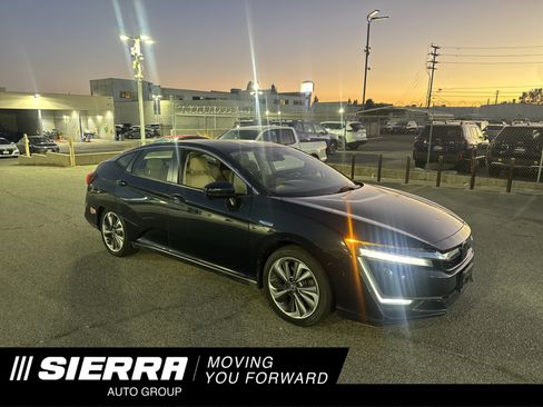 Used 2018 Honda Clarity Touring image 1